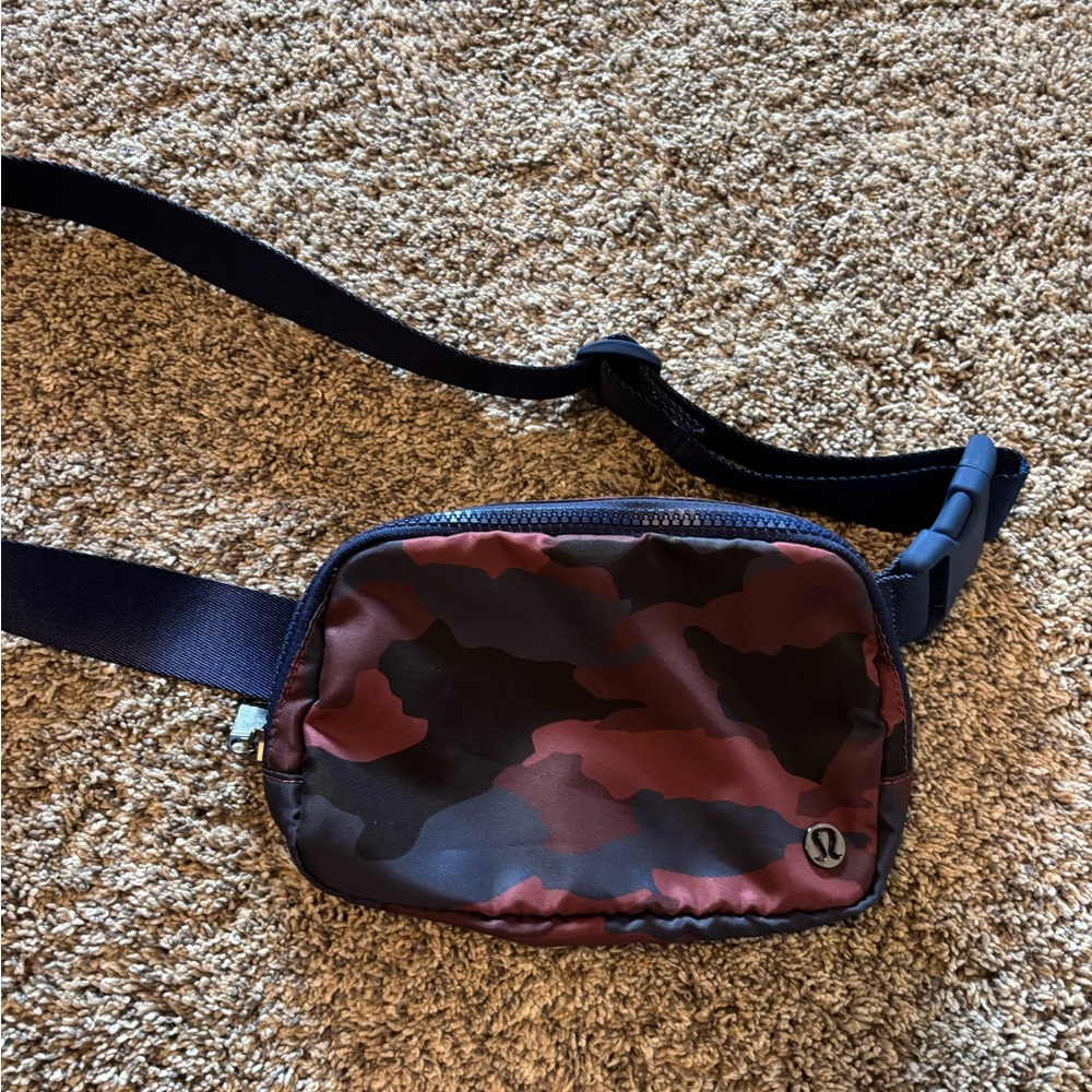 Lululemon Belt Bag